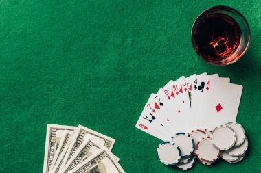 cuan138 slot mobile app interface showing sportsbook and casino games